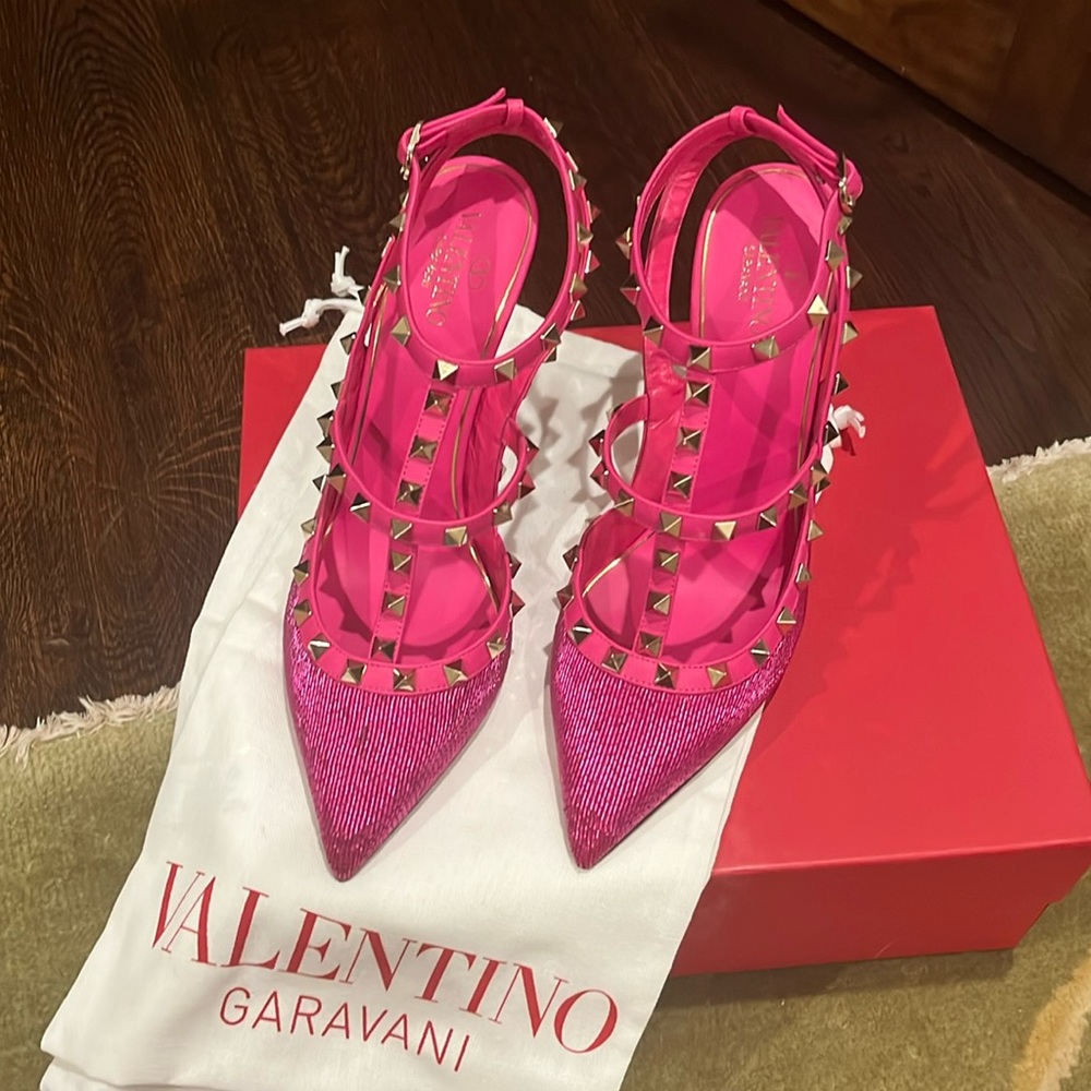 Valentino beaded heels size 39.5 Excellent condition